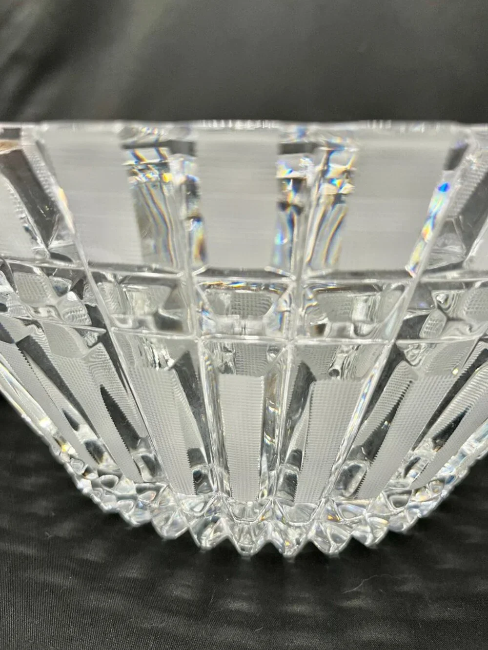 Stunning Vtg American Cut Crystal (ACC) Hand-Cut Lead Crystal Centerpiece Bowk